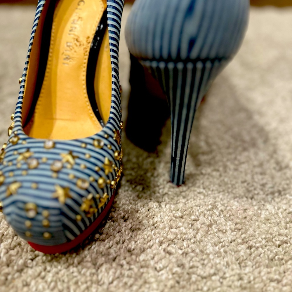 Beautiful Stripped and Stars Heels 5.5